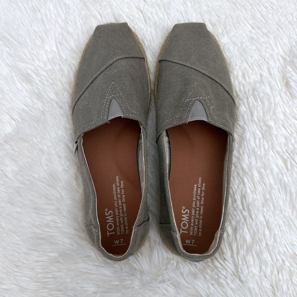 TOMS Drizzle Grey Washed Canvas Alpargata - Picture 1 of 5
